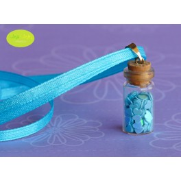 Colgante de mini-botellita con corazones azules