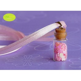 Colgante de mini-botellita con corazones rosa